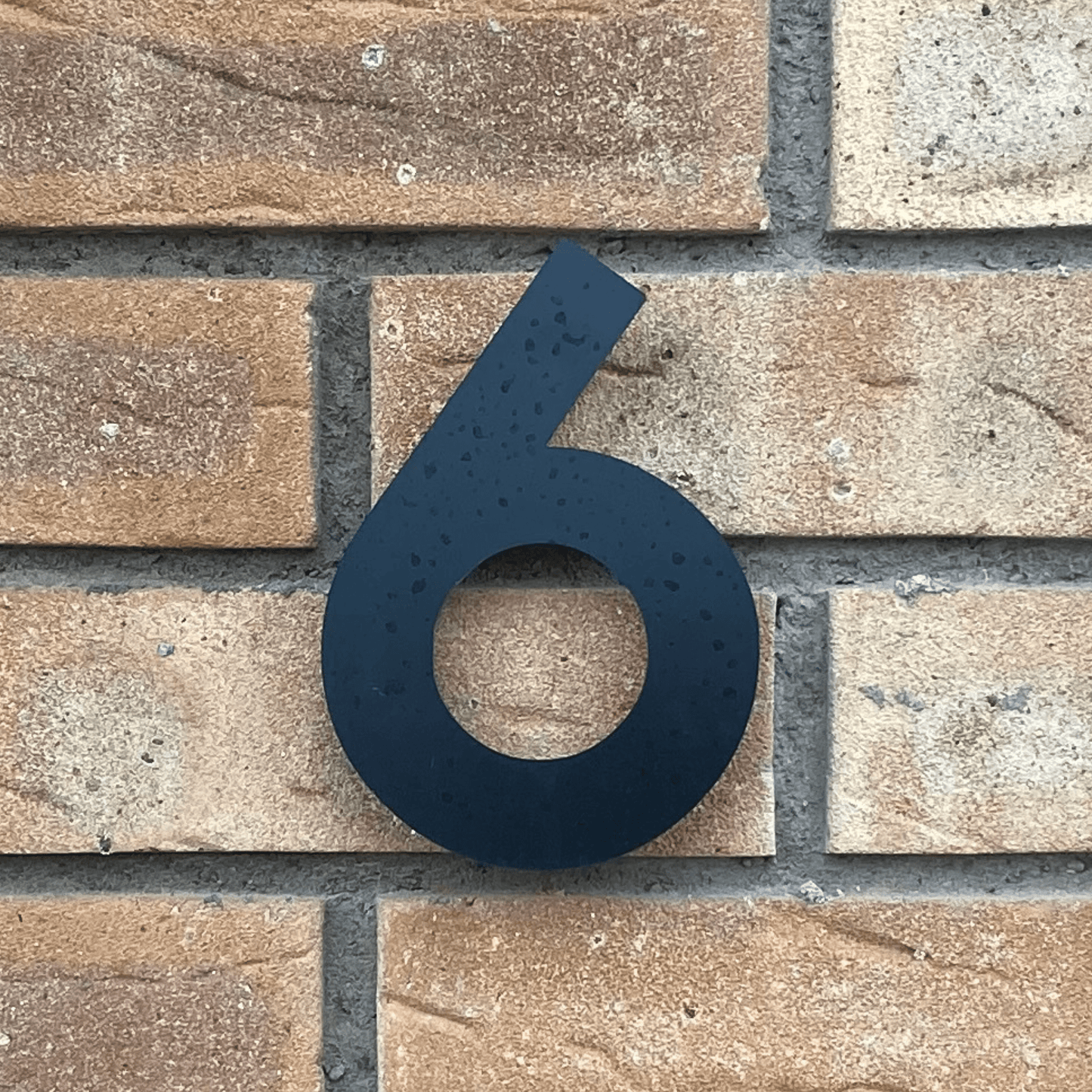 Floating Number 6 - Black Matt (150mm high) - housenumbers.ie