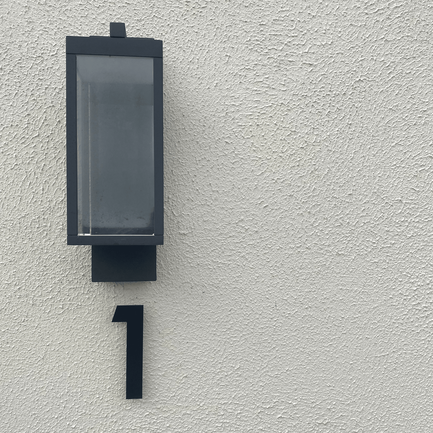 Floating Number 1 - Black Gloss (150mm high) - housenumbers.ie