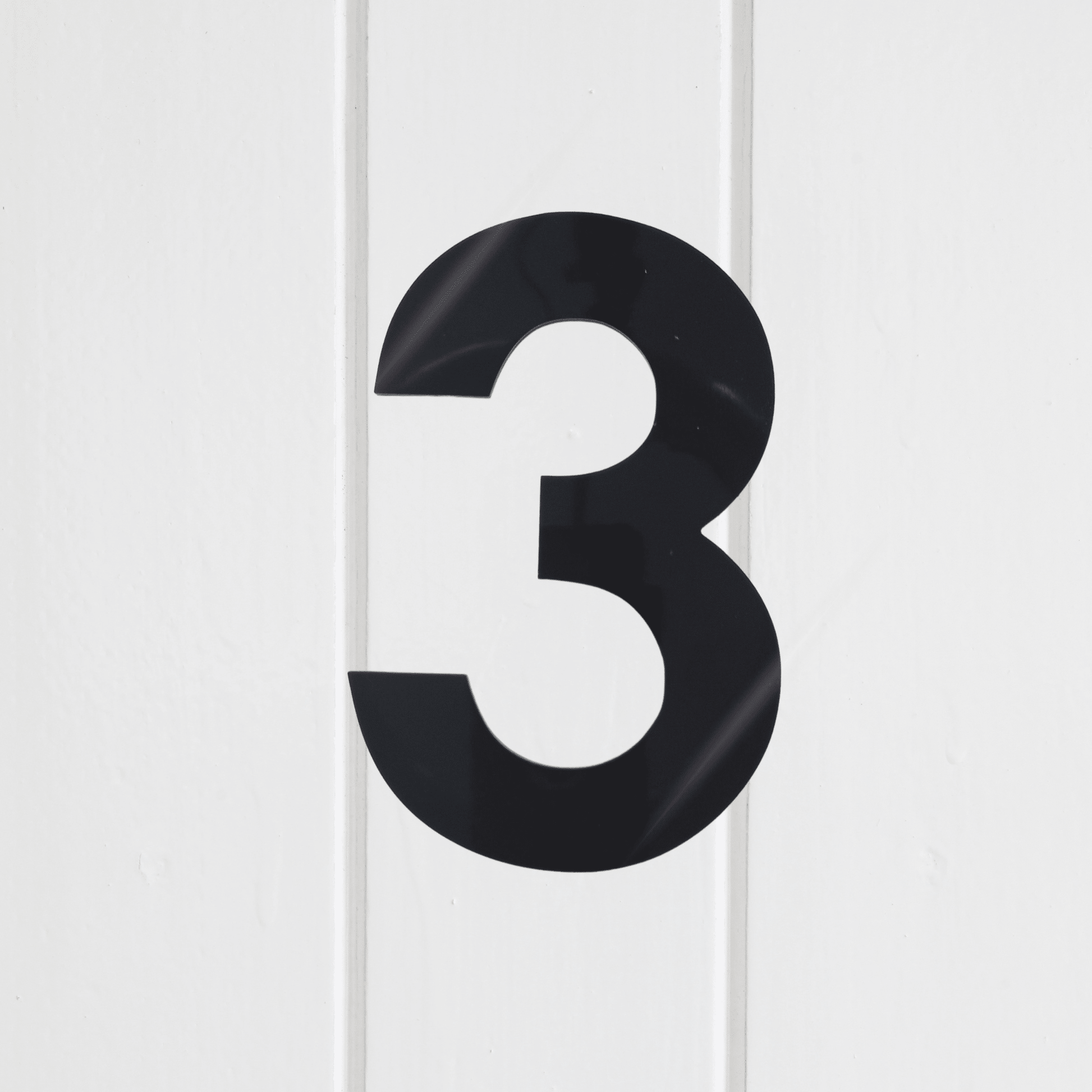 Stick On Number 3 - Black Gloss (100mm high) - housenumbers.ie