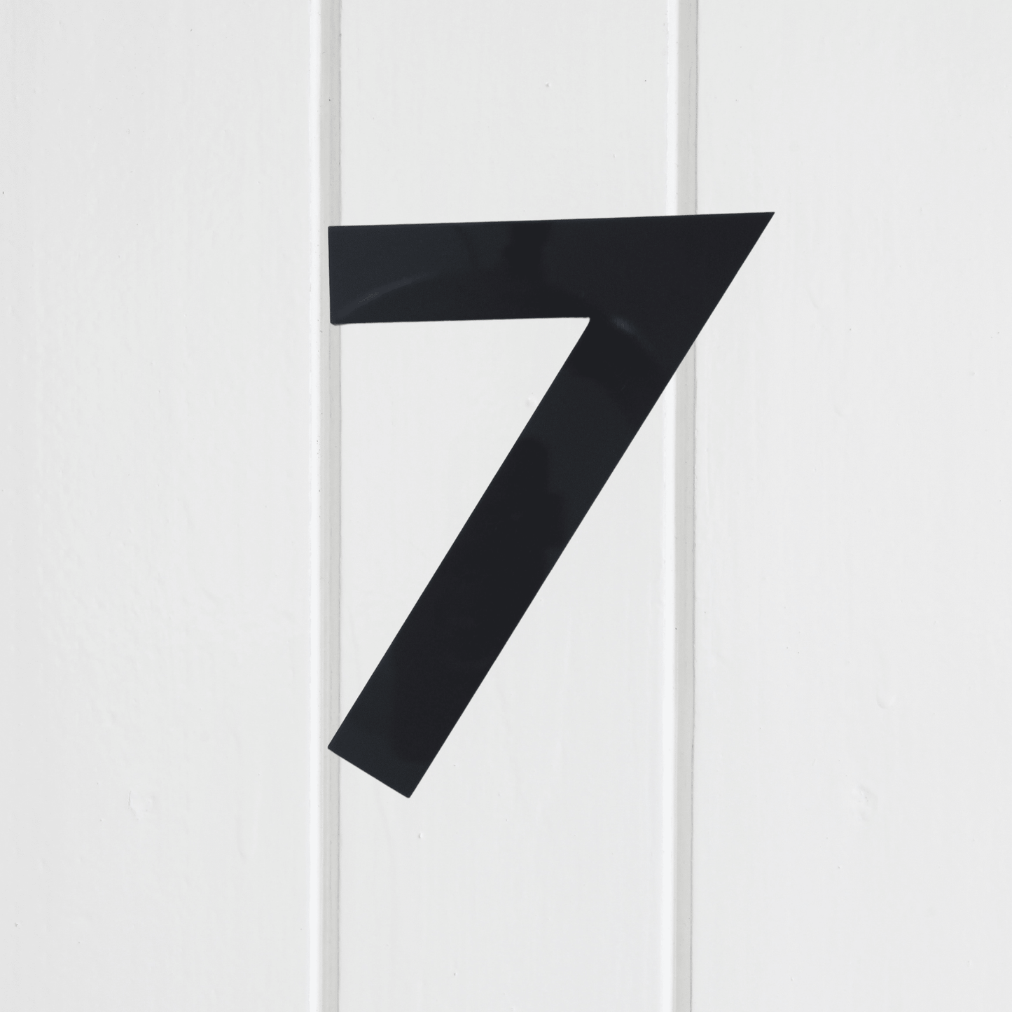 Stick On Number 7 - Black Matt (100mm high) - housenumbers.ie